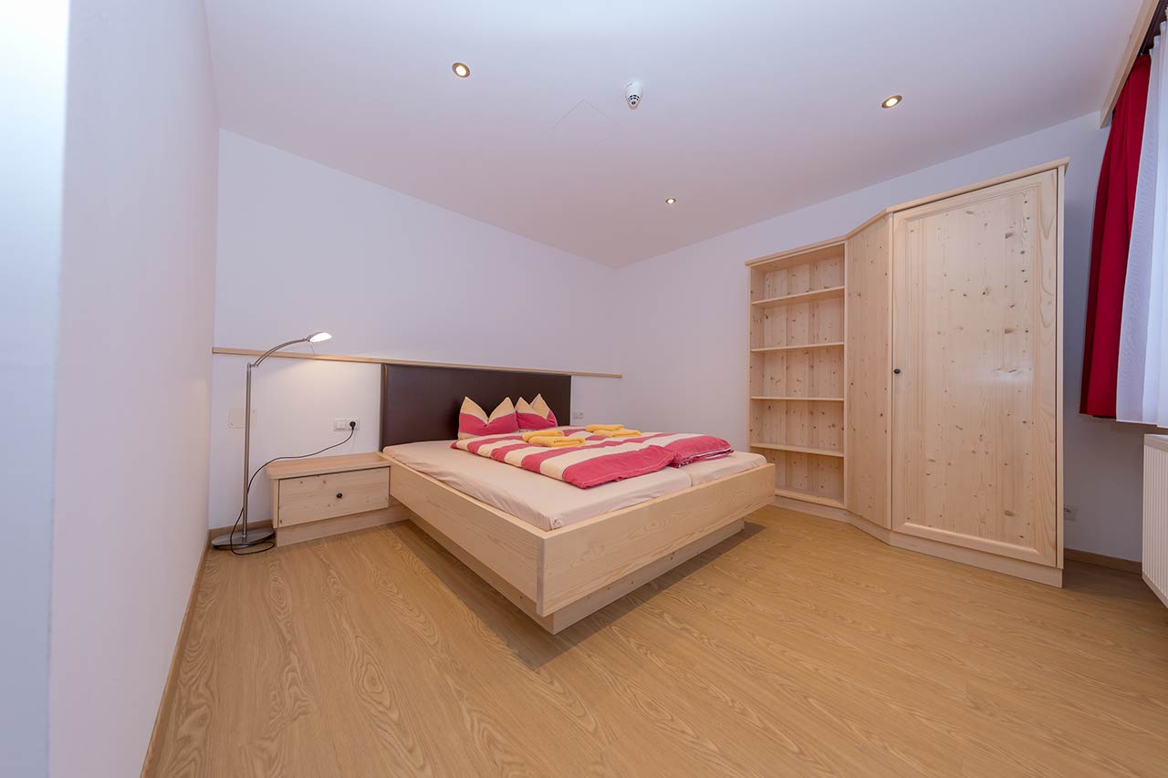https://www.hubertus-gerlos.at/storage/viedo/Z7PGtSC8voYFQg2yMkTtgUdhqn2MBDTf43uNuAut.jpg